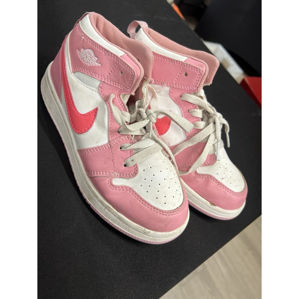 Nike Youth Air Jordan 1 Mid Pink Strawberries and Cream DQ8423-616 Shoes Size 3